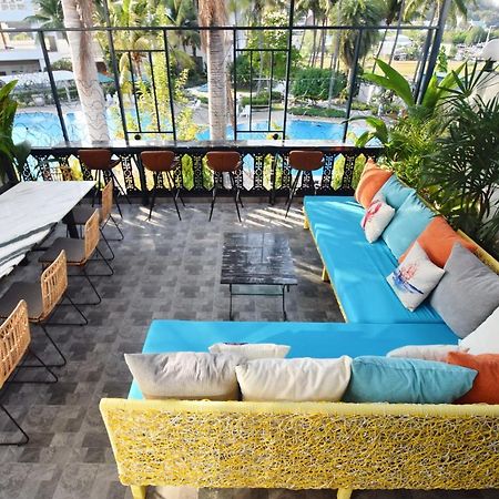Blu Beach Haven HHQ Extérieur photo