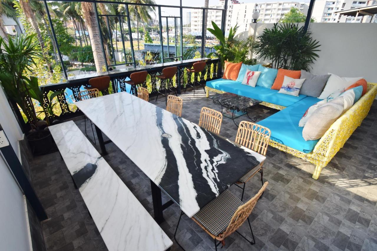 Blu Beach Haven HHQ Extérieur photo